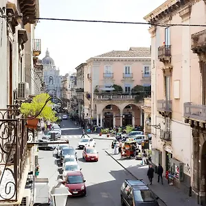 Catania Inn Rooms 2*, Catania Italia